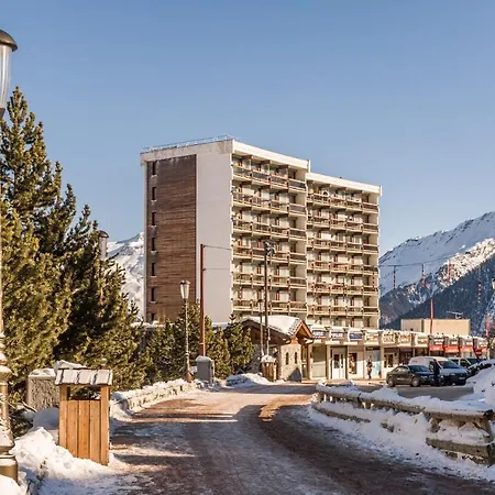 Pierre & Les Ecrins Aparthotel 3*